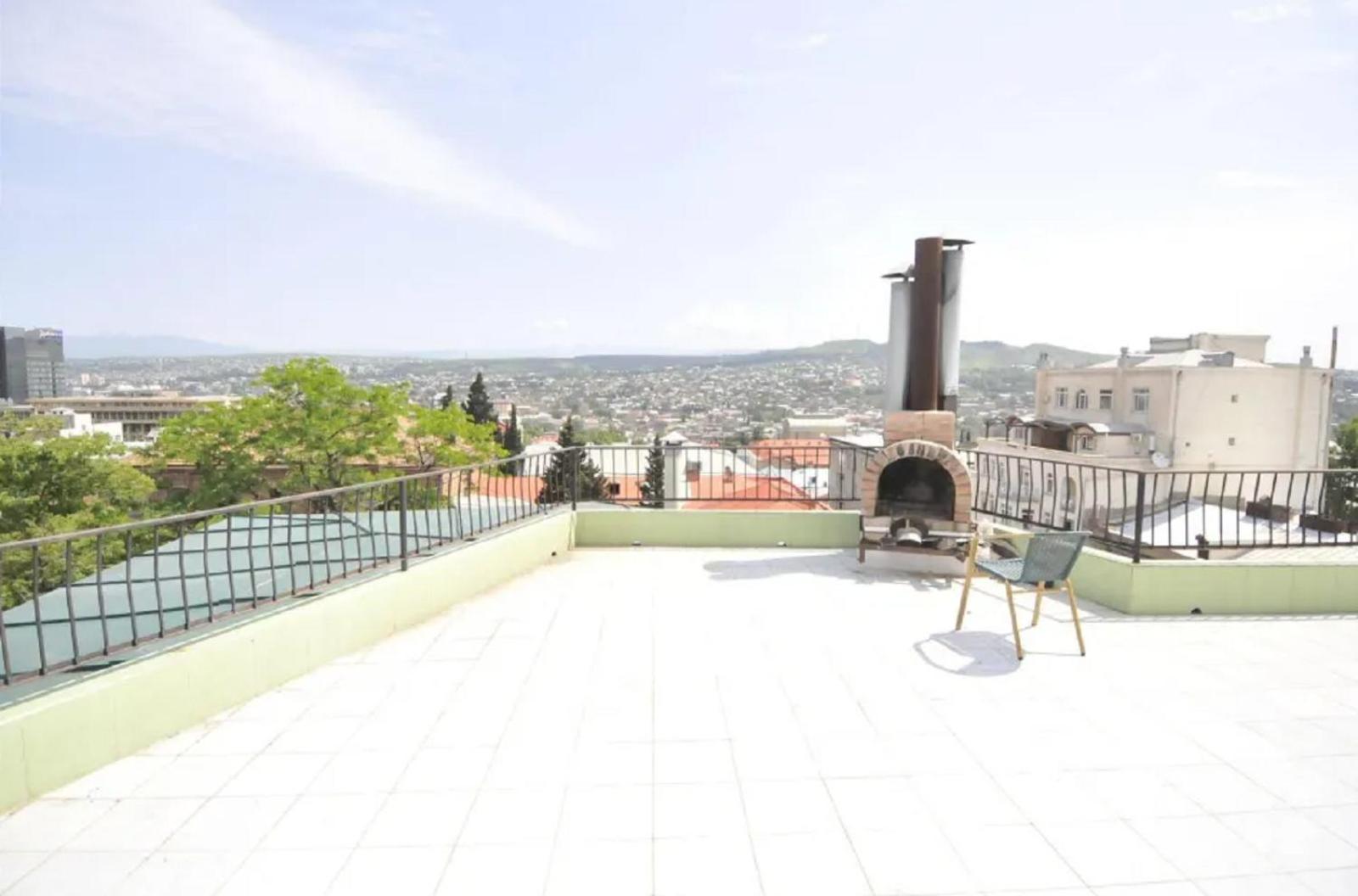 Beaumonde Hotel Tbilisi Buitenkant foto